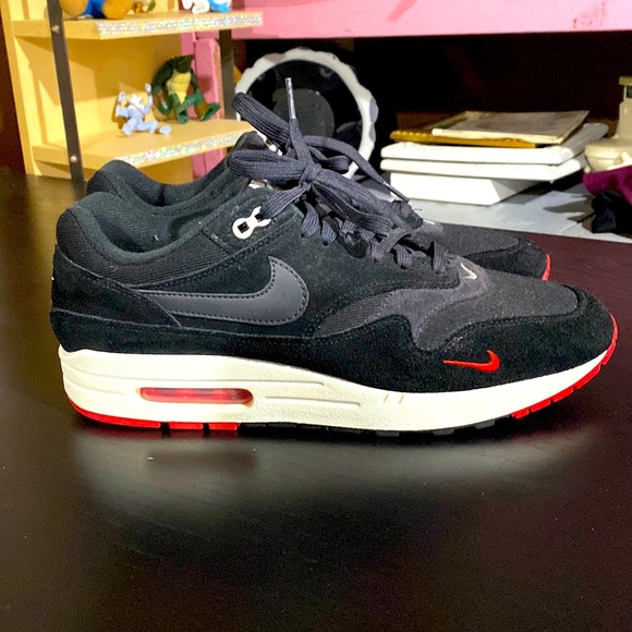 Nike air max 1 (Mini Swoosh Bred) - Picture 1 of 5